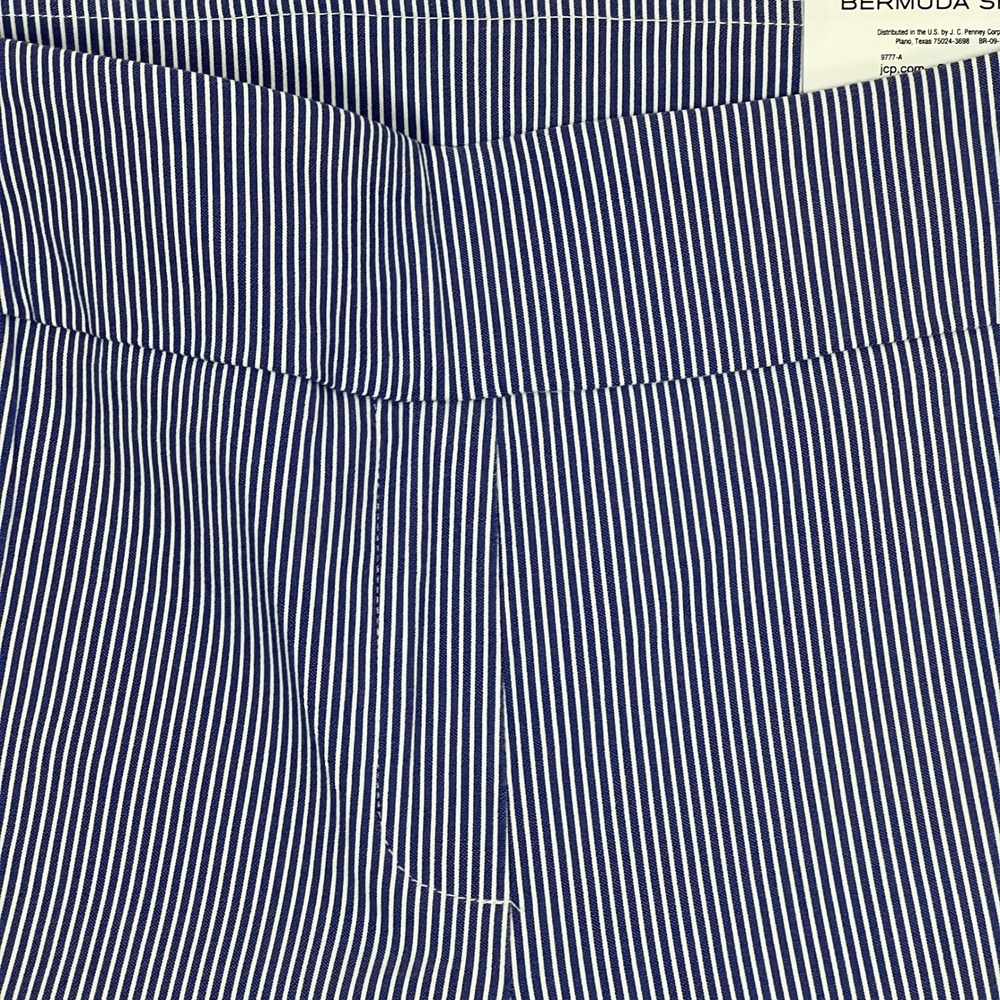 Liz Claiborne Bermuda Shorts XL Blue White Stripe Gold Button Nautical Pull-On - Picture 9 of 10